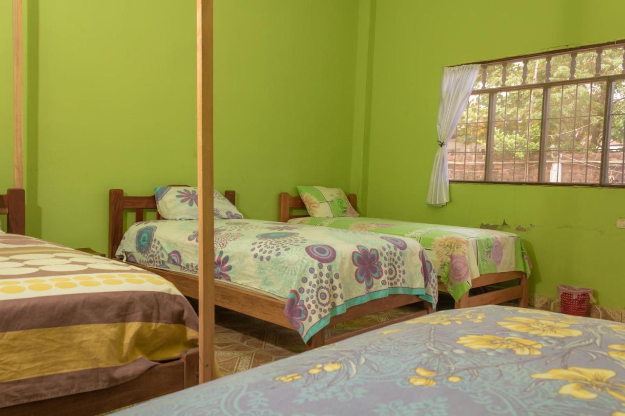 Perezoso Hostel Руренабаке Екстериор снимка