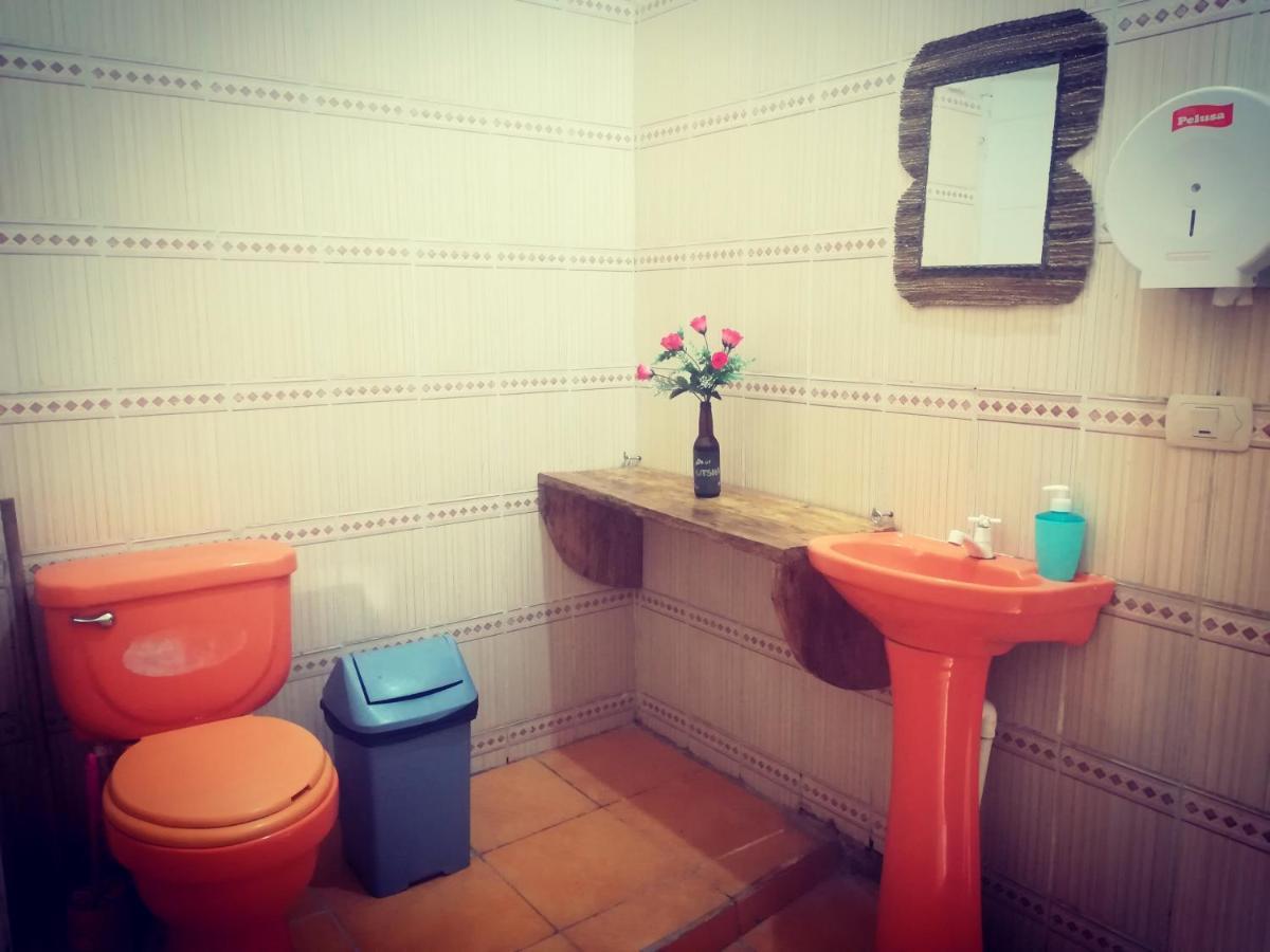 Perezoso Hostel Руренабаке Екстериор снимка