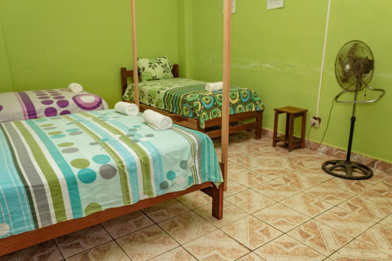 Perezoso Hostel Руренабаке Екстериор снимка