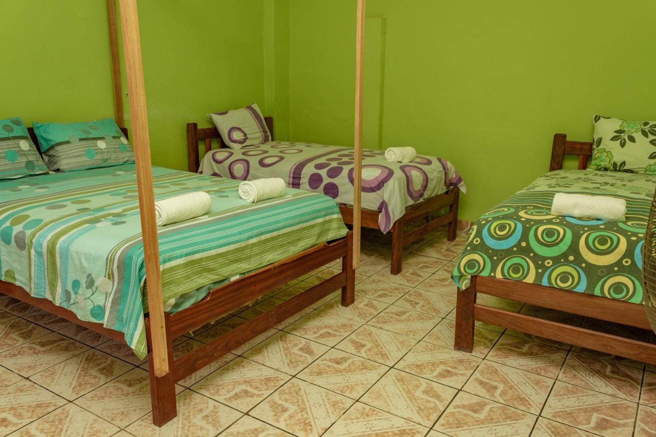 Perezoso Hostel Руренабаке Екстериор снимка